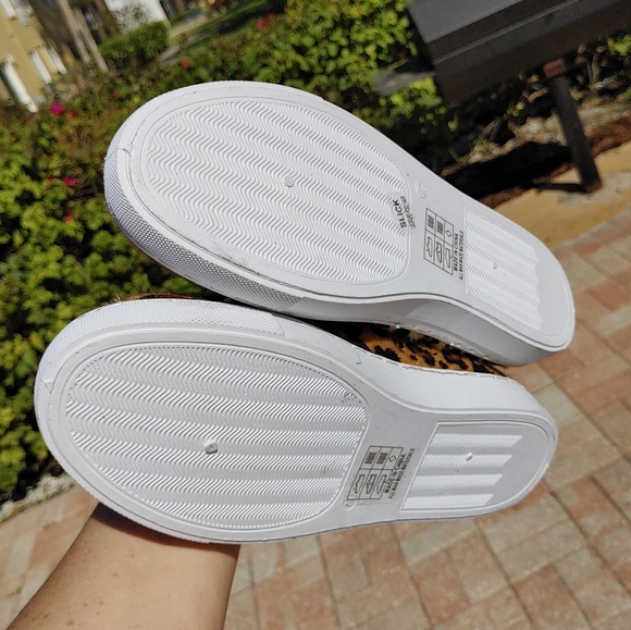 Anna Leopard Print Slip On Sneaker Shoes Size 7.5 - Picture 5 of 8
